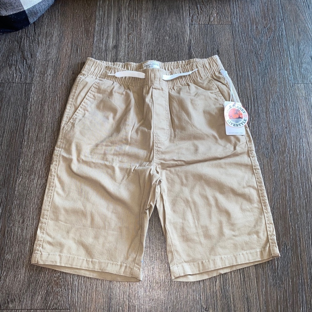 Free Planet boys size 12 new nwt khaki shorts